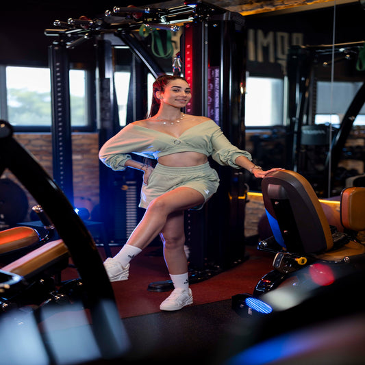 Set verde, short y crop top