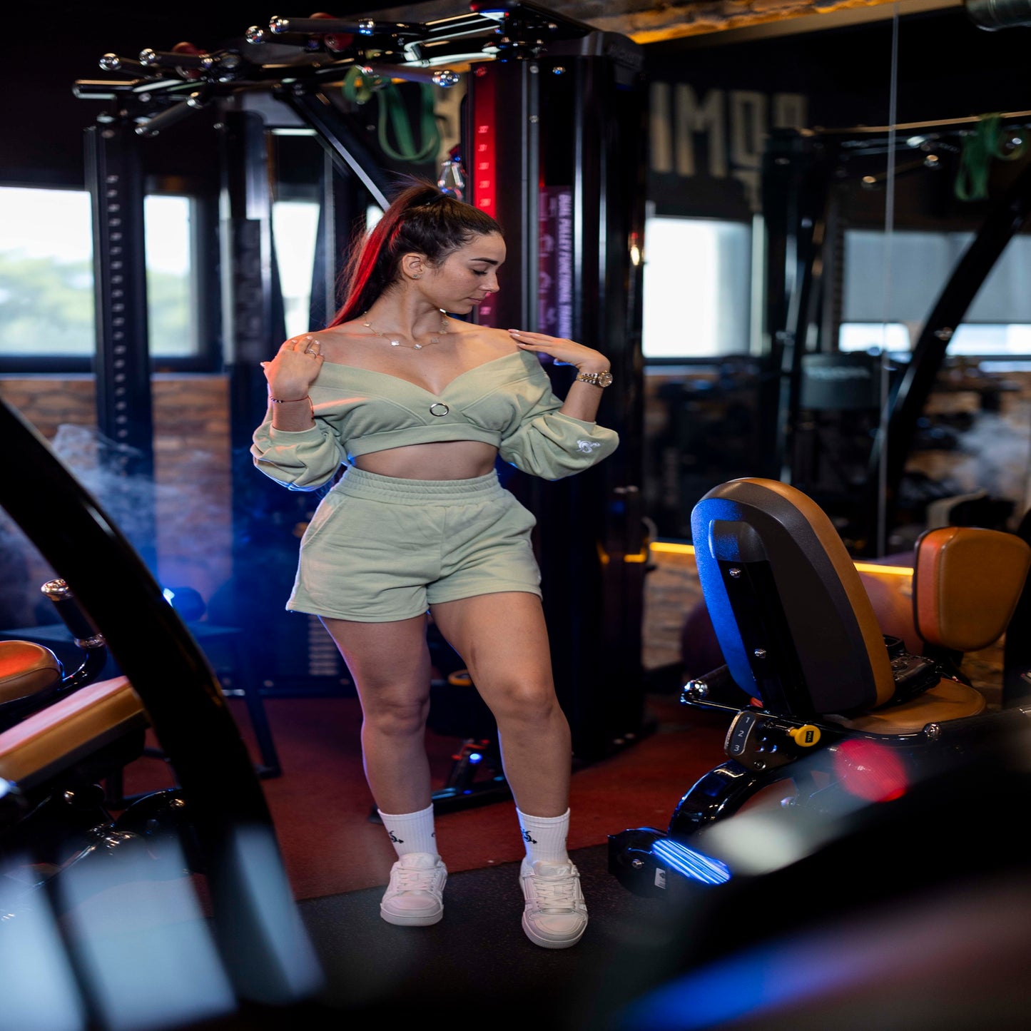 Set verde, short y crop top