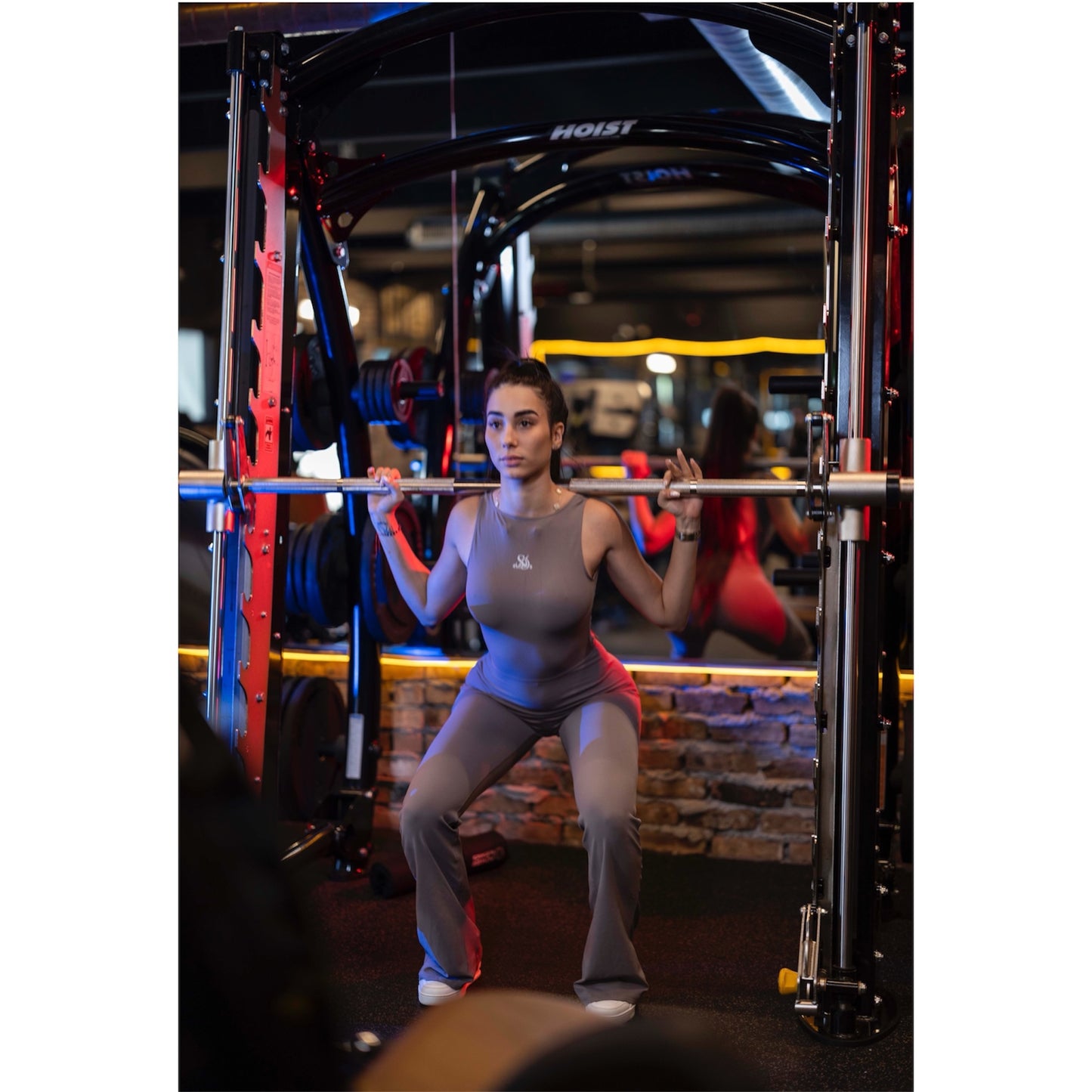 MONO ENTERIZO CARMELITA